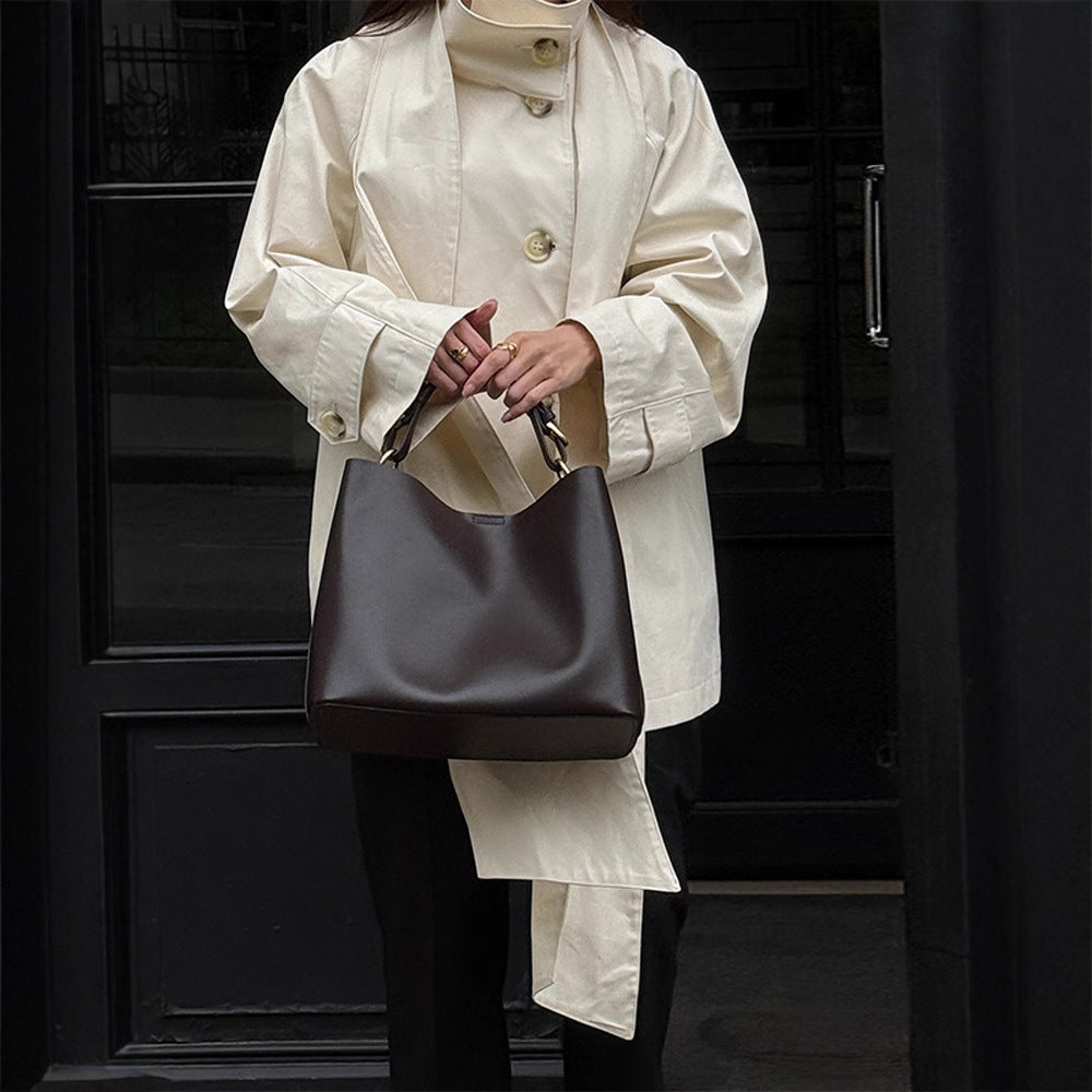 Damen Kurzer Oversize-Trench mit hohem Stehkragen, verdeckter Knopfleiste & weiten Manschetten Echoarchiv