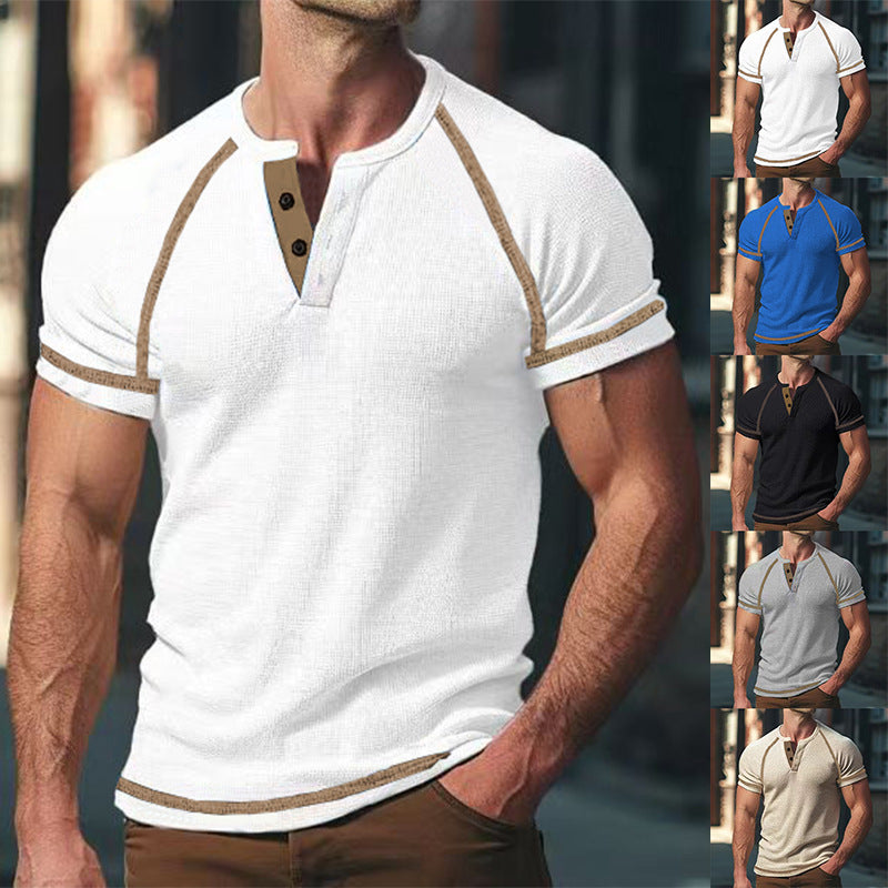 Herren Kurzarm-Henley-Shirt aus atmungsaktivem Strukturmaterial mit dekorativer Knopfleiste Echoarchiv