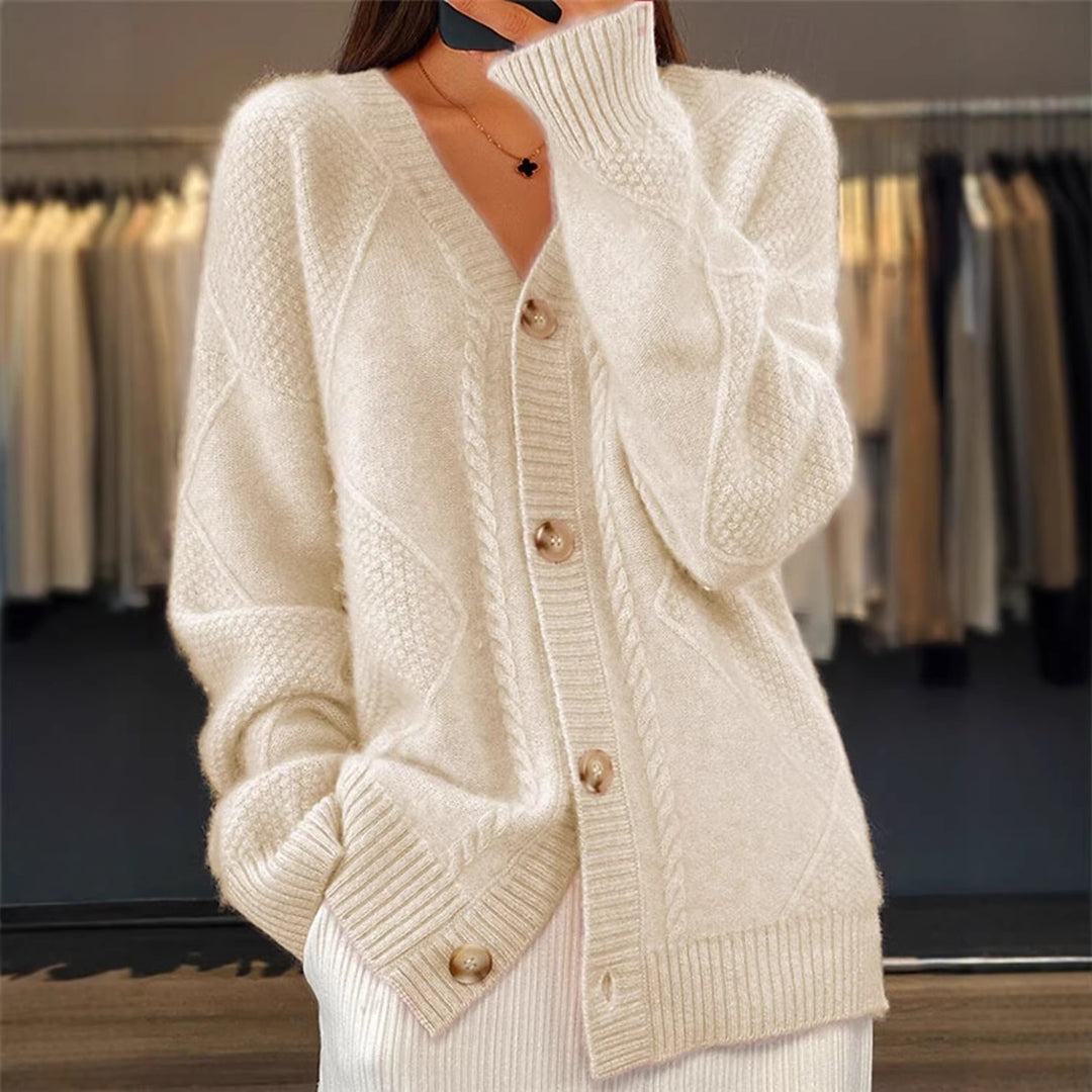 Damen nan Oversize Strickcardigan mit Zopfmuster V-Ausschnitt und Perlmuttknöpfen Echo Archiv
