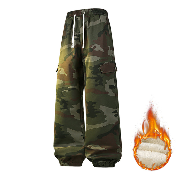 Herren Gefütterte Cargo-Jogginghose im Camouflage‑Militärlook Echoarchiv