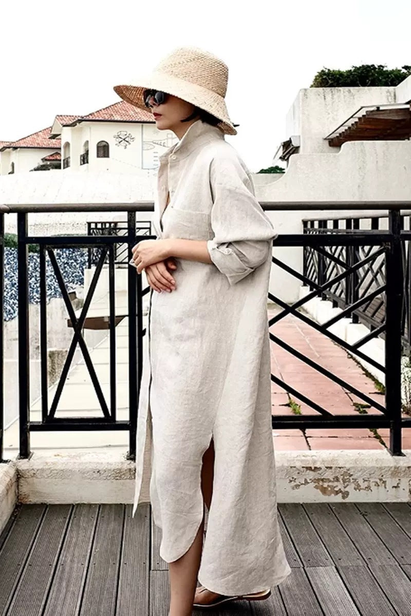 Damen Oversize-Leinen-Hemdmaxikleid mit Stehkragen, Krempelärmeln und hohen Seitenschlitzen – Valéora