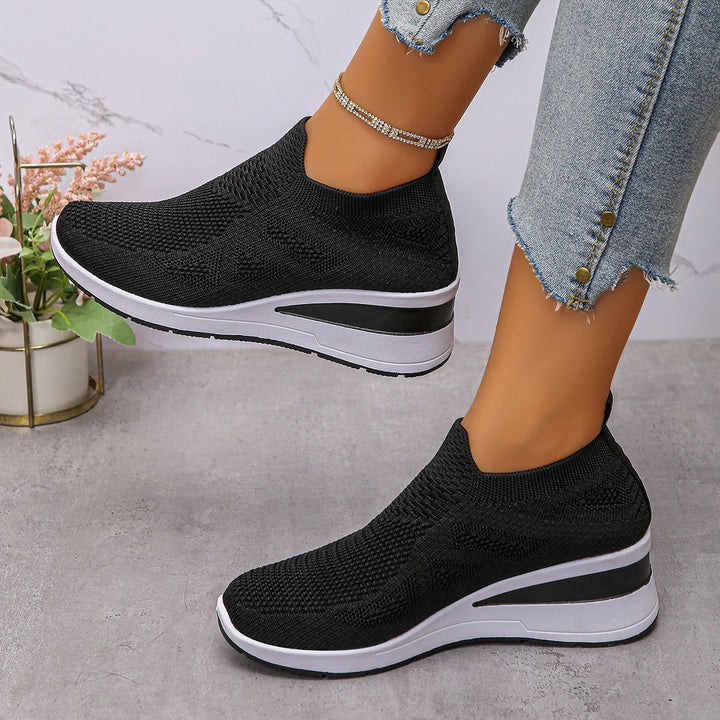 Damen Komfortable Wedge-Sneaker aus atmungsaktivem Strickmaterial Echo Archiv