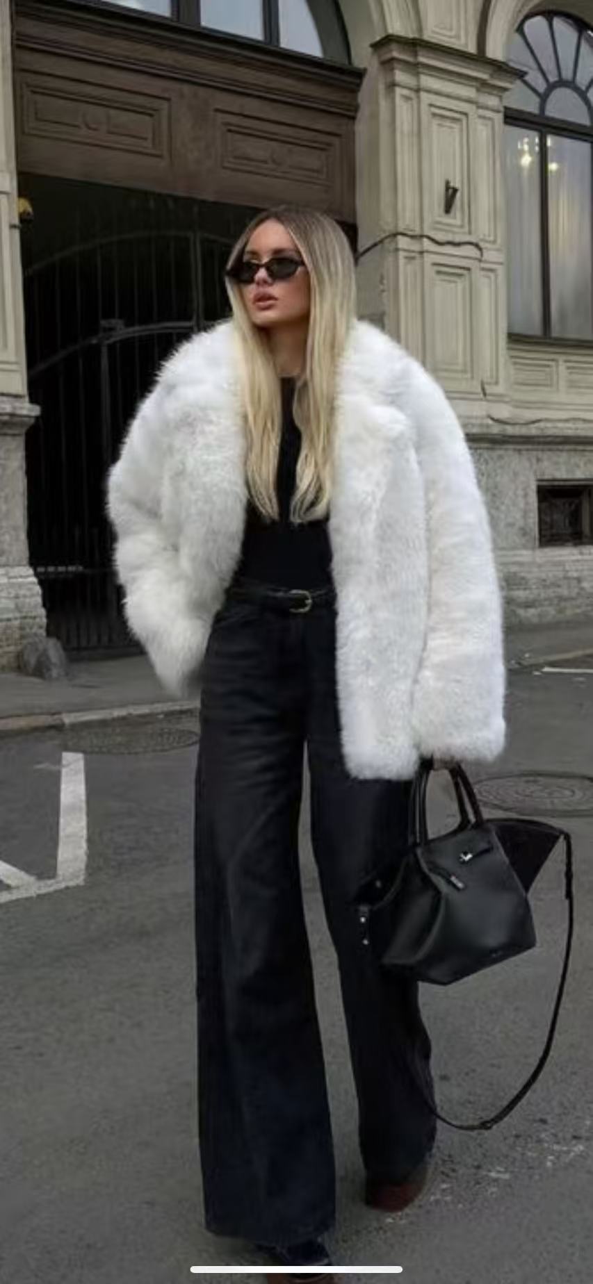 Damen Eleganter Oversized Kunstpelzmantel mit weit geschnittenen Ärmeln – Avérine
