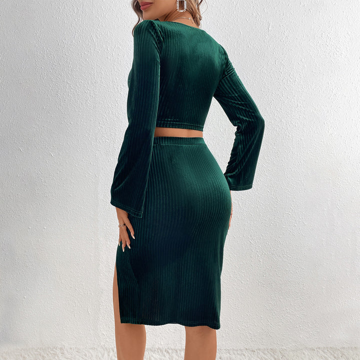 Damen gerafftes Samt-Zweiteiler mit quadratischem Dekolleté Cropped-Top Glockenärmeln und tailliertem Bleistiftrock mit Seitenschlitz – Élanora