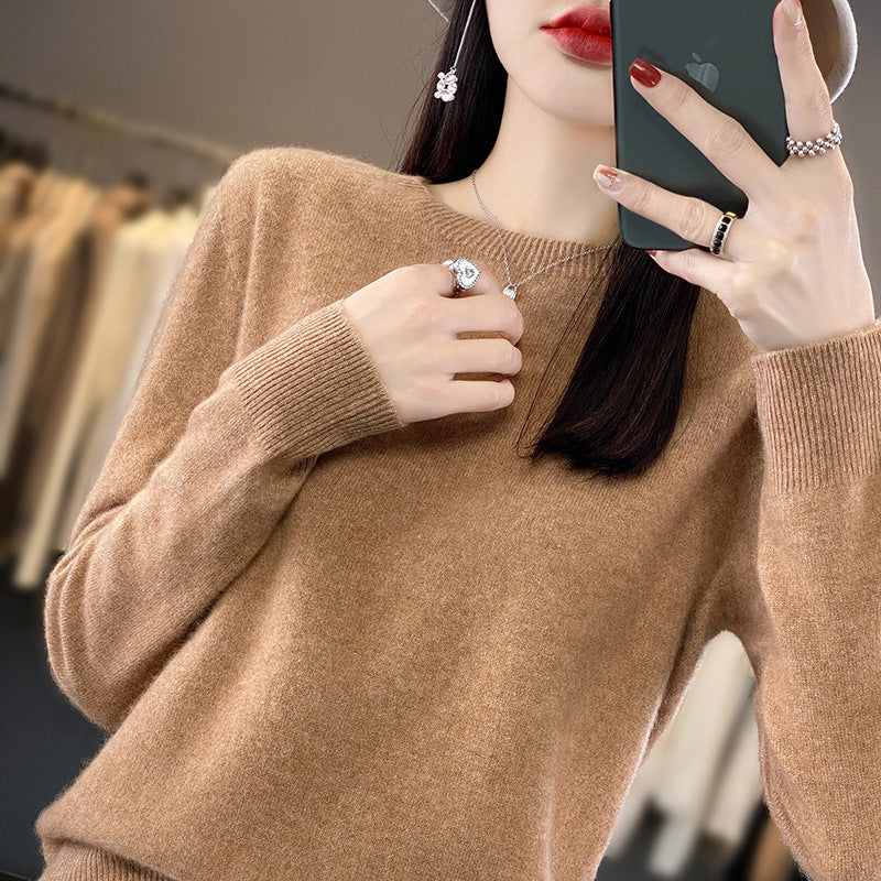 Damen Luxuriöser Feinstrick-Rundhalspullover mit softem Fluffy‑Finish und schmaler Bündchenform Echoarchiv