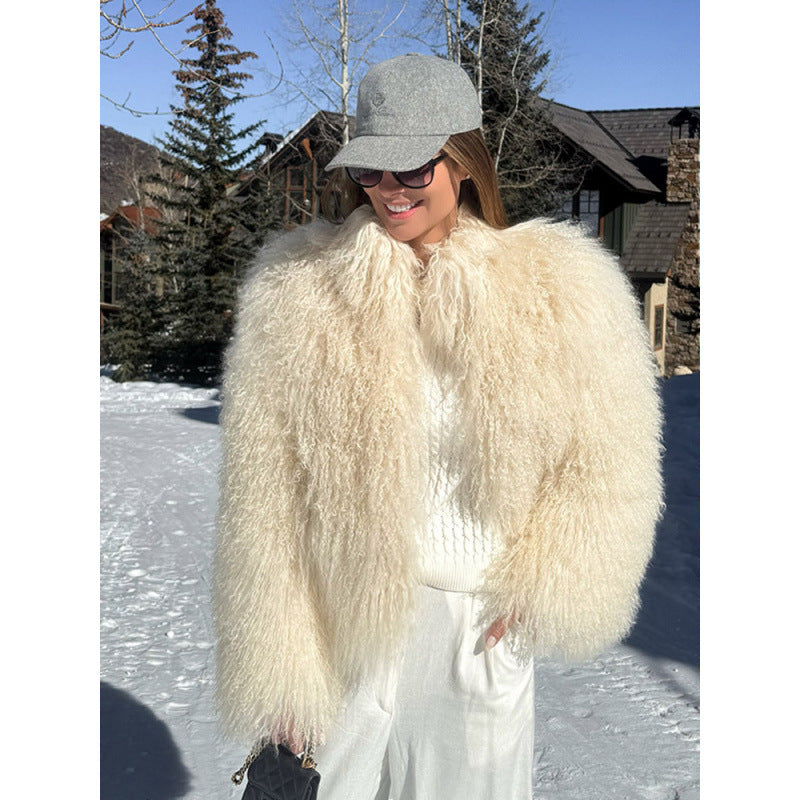 Damen Kuschelige Kurzjacke im Lammfell‑Look mit lockiger Long‑Pile‑Struktur Echoarchiv