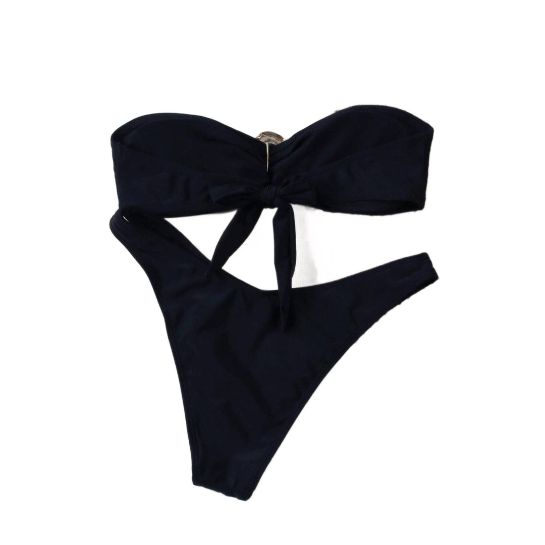 Damen Bikini-Set mit elegantem Bandeau-Oberteil und modischem Hosenumfang Echo Archiv