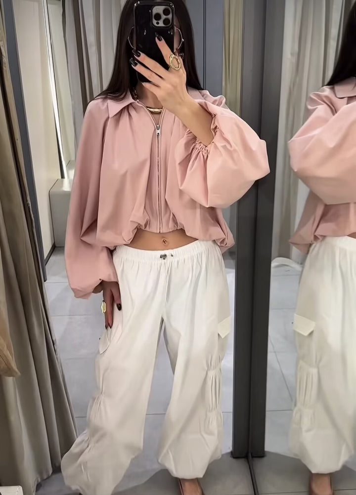 Damen Cropped-Blusenjacke mit Hemdkragen, geraffter Passe und weitem Volumenärmel Echoarchiv