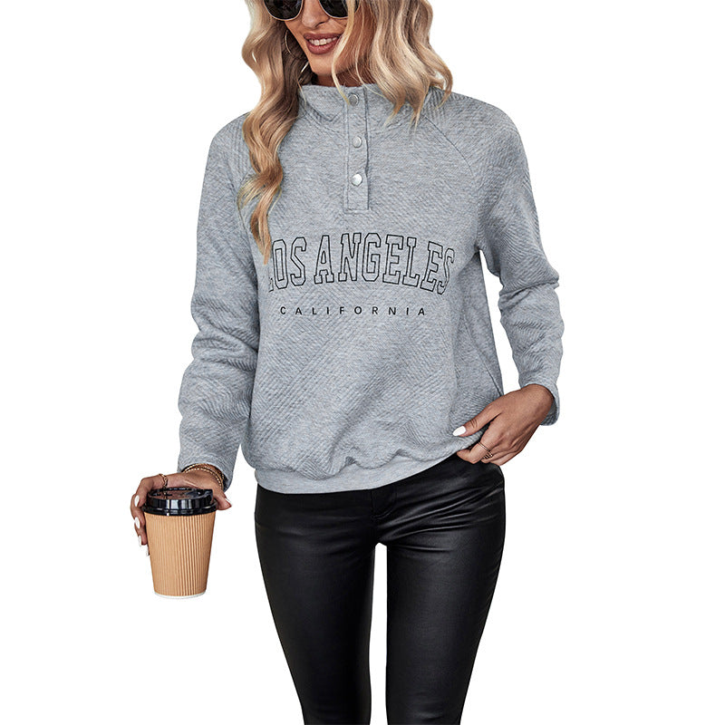 Damen Quilted-Sweatshirt mit Stehkragen, Druckknopfleiste und College-Print Echoarchiv