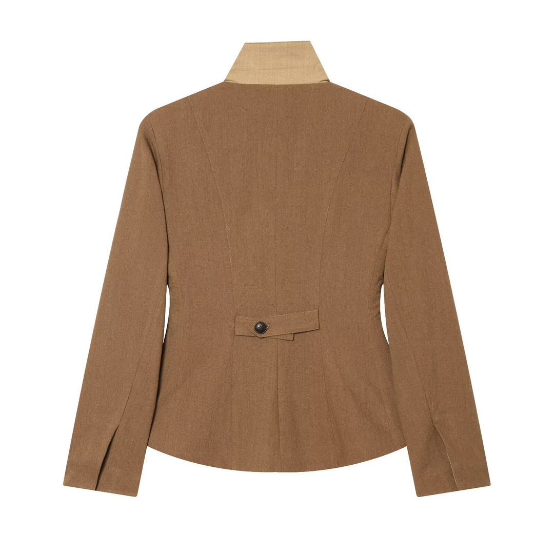 Damen Taillierter Blazer mit Stehkragen figurformenden Abnähern und Pattentaschen Echo Archiv