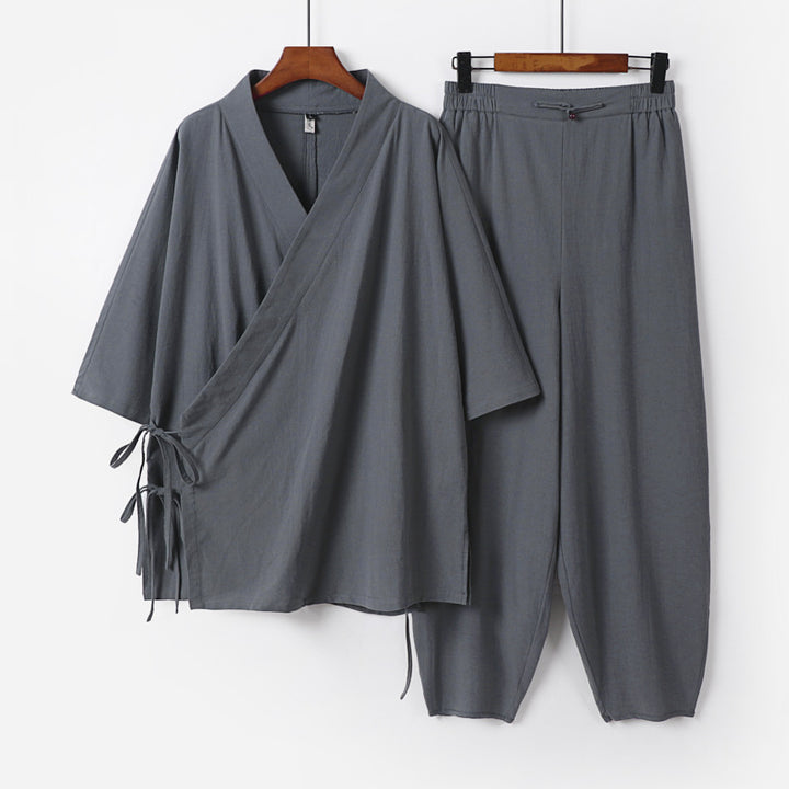 Unisex Leichtes Wickel-Lounge-Set im Kimono-Stil mit seitlichen Bindebändern und elastischer konisch zulaufender Hose Echoarchiv
