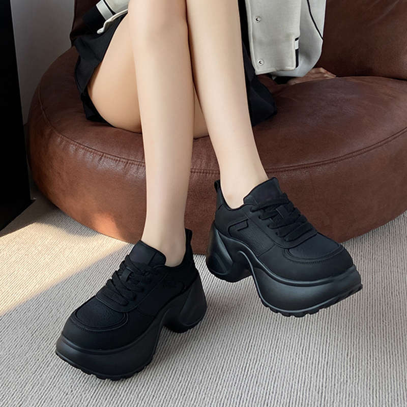 Damen Chunky Sneakers mit ergonomischer Dämpfung und sportlichem Profil Echo Archiv