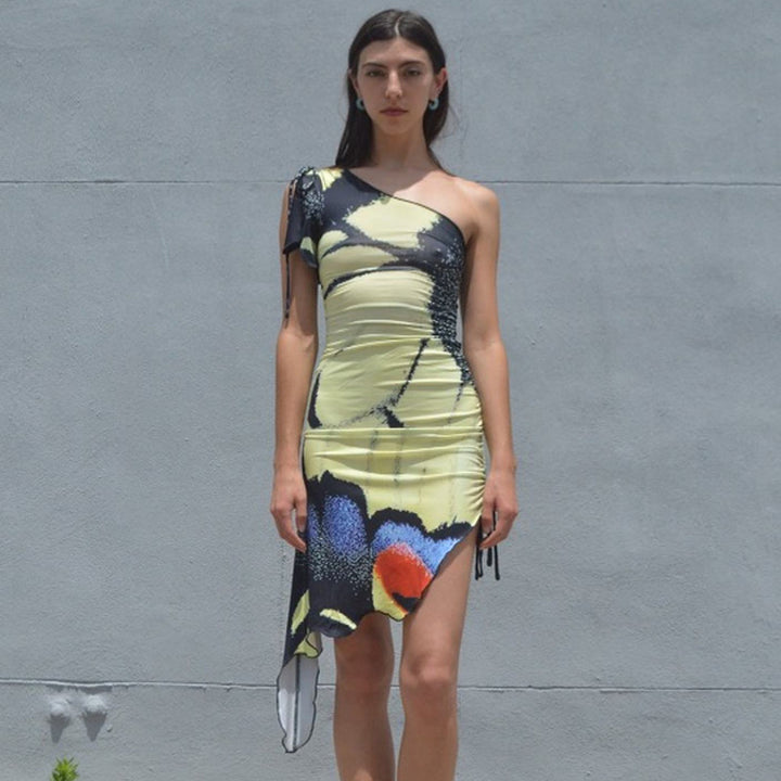 Damen asymmetrisches Minikleid mit Rüschendetails und einseitigem Träger Echo Archiv