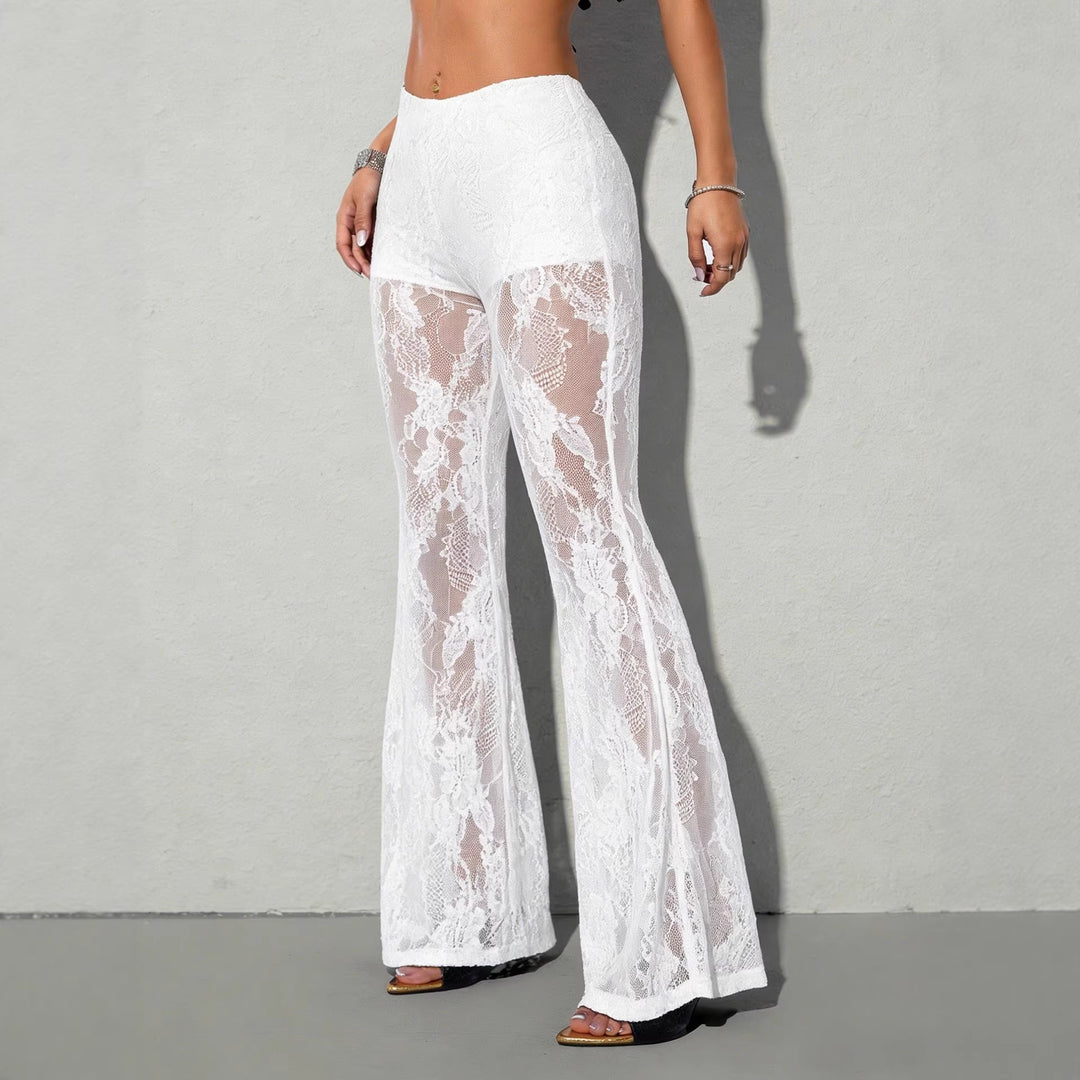 Damen nan hochgeschnittene Spitzen-Schlaghose mit blickdichter Innenshort und floralen Transparenzeinsätzen Echo Archiv
