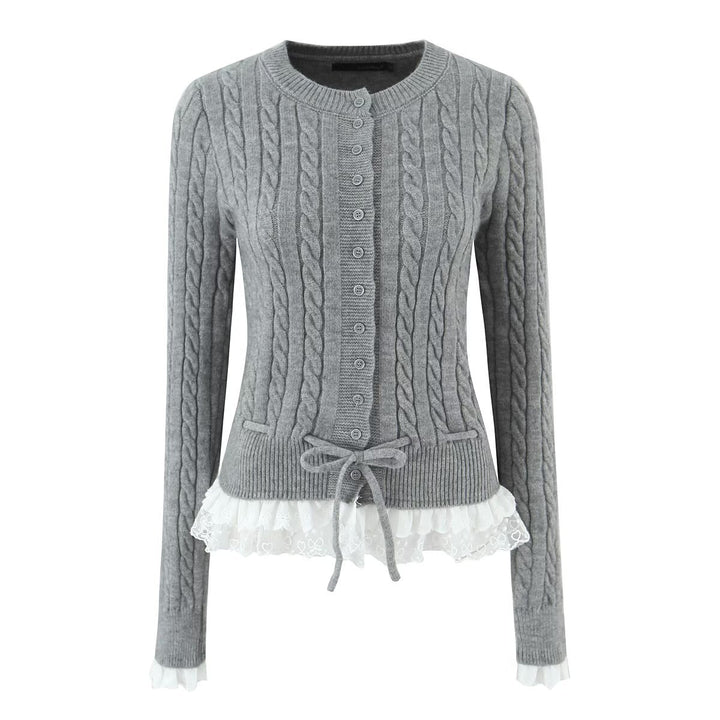 Damen Strickjacke mit Zopfmuster, Knopfleiste und Spitzenvolant Echo Archiv