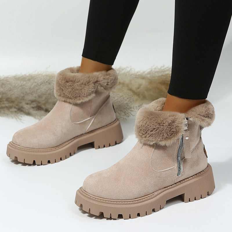 Damen Kurzschaft-Stiefelette mit Teddy‑Umschlag, Veloursoptik und Chunky‑Lug‑Sohle Echoarchiv