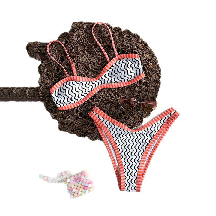 Damen Bandeau-Bikini mit aufregendem Wellenmuster Echo Archiv