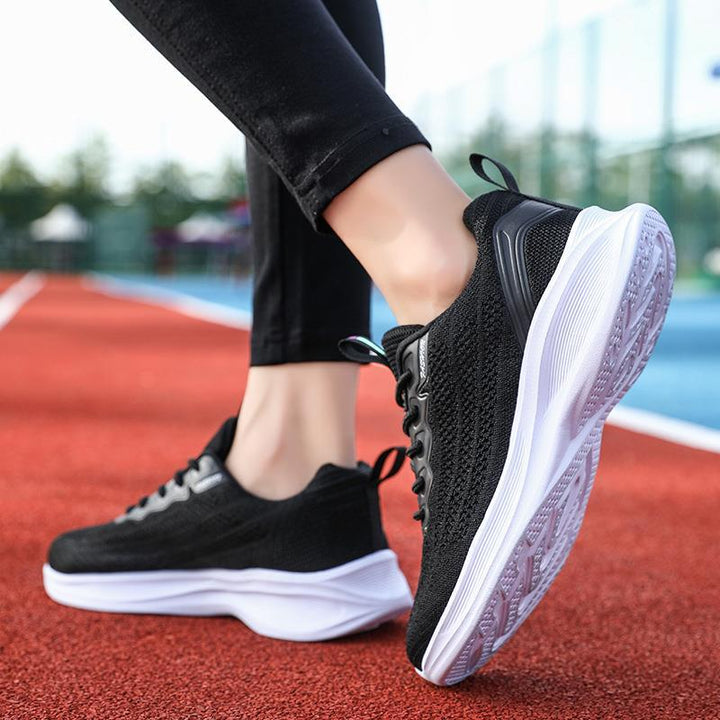Unisex nan nahtloser Strick-Performance-Sneaker mit gepolsterter Wellen-Zwischensohle Echo Archiv