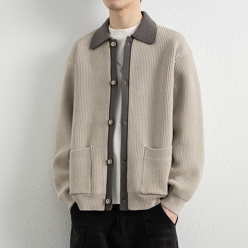 Herren Kontrastkragen-Strickjacke mit durchgehender Knopfleiste und aufgesetzten Taschen Echo Archiv