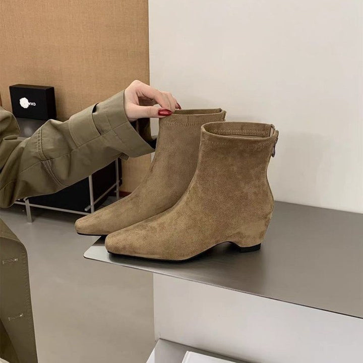 Damen elegante Ankle-Stiefeletten aus Veloursleder Echo Archiv