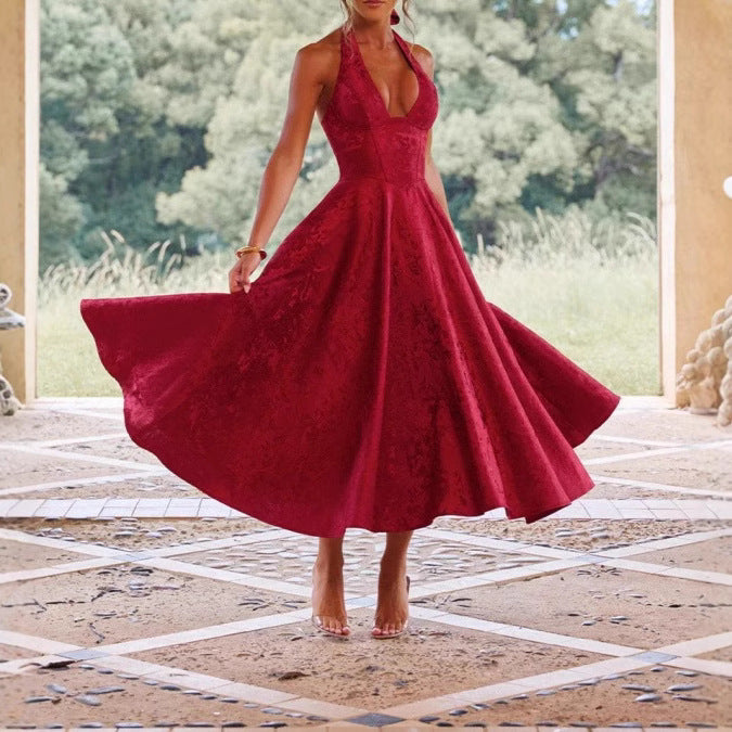 Damen Elegantes Halterneck-Ballkleid mit fließendem Rock Echo Archiv