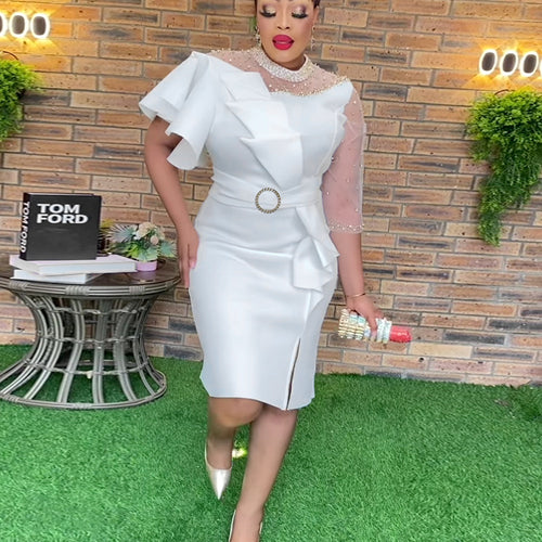 Damen Cocktailkleid mit asymmetrischem Rüschendesign und dekorativen Perlenakzenten Echo Archiv