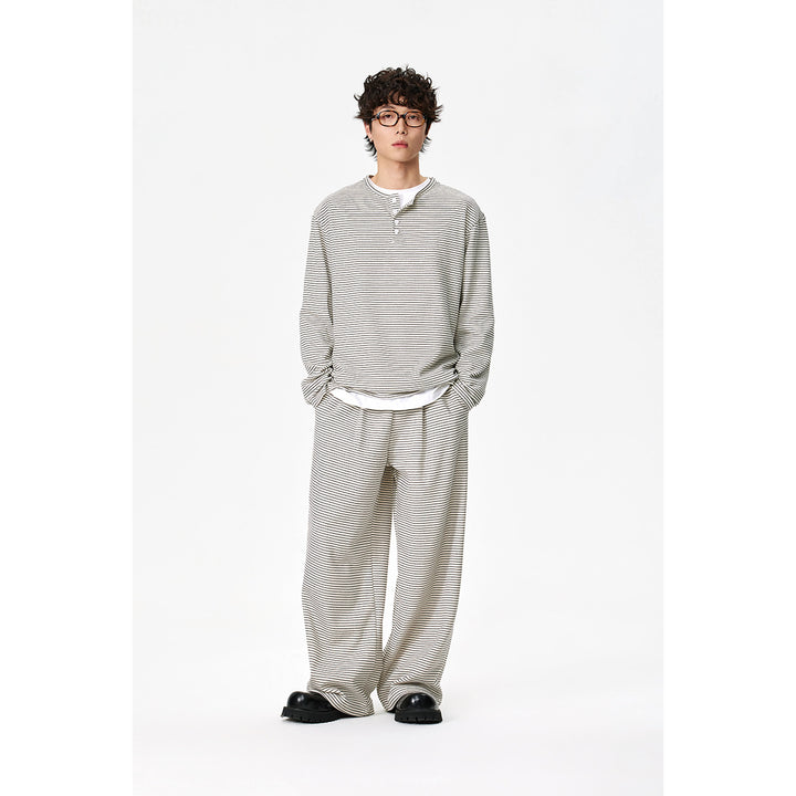 Unisex Gestreiftes Henley-Langarmshirt im Oversize-Relaxed-Schnitt mit Knopfleiste Echoarchiv