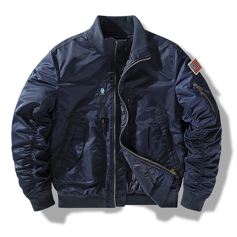 Herren Bomberjacke mit technischen Details und praktischen Taschen Echoarchiv