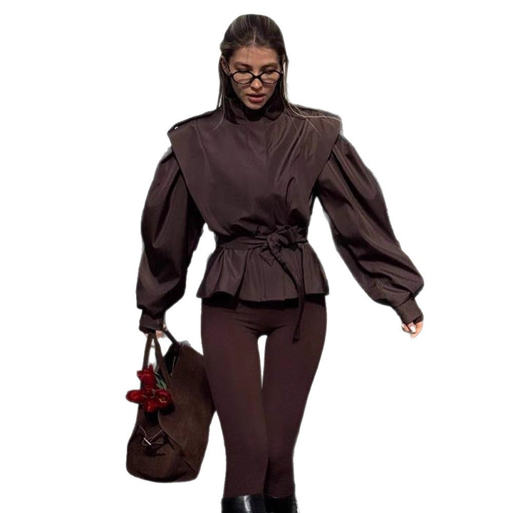 Damen Taillierte Peplumjacke mit Bindegürtel und voluminösen Ärmeln Echoarchiv