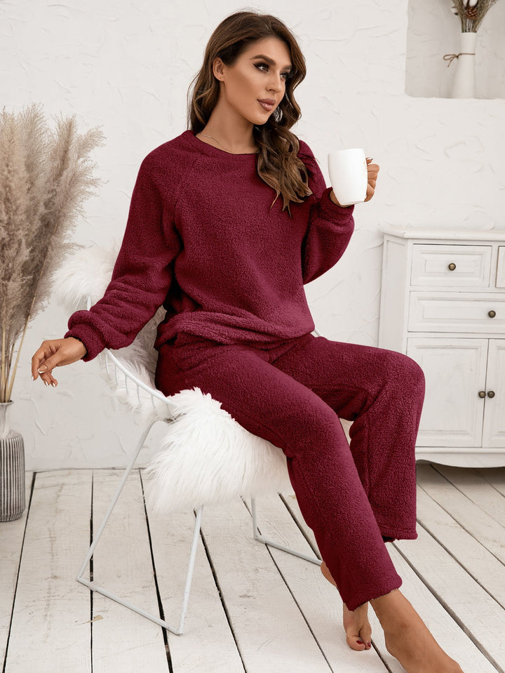 Damen Kuscheliges Fleece-Pyjama-Set mit langen Ärmeln und bequemen Hosen Echoarchiv