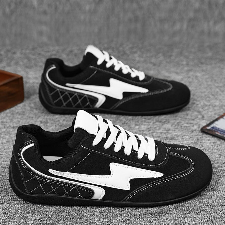 Damen leichte Retro-Skate-Sneaker mit gesteppter Seitenwand, gepolstertem Knöchelkragen und rutschfester Gummilaufsohle Echo Archiv