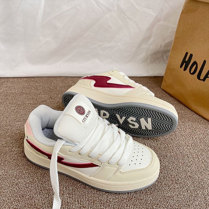 Damen Sneakers mit sportlichem Design und atmungsaktiver Obermaterialkombination Echo Archiv