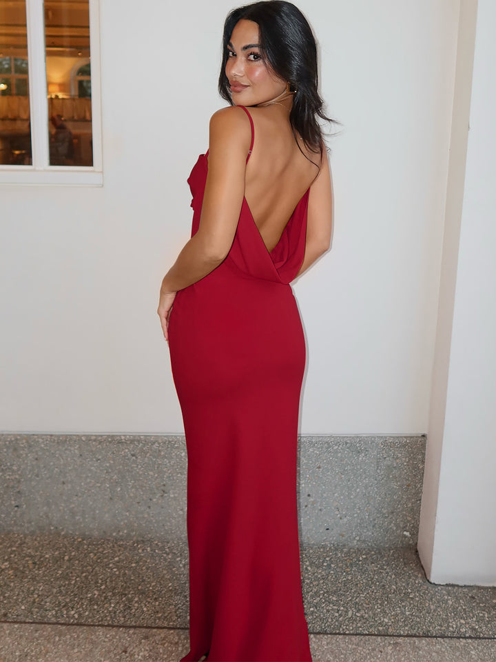 Damen Elegantes Maxikleid mit anpassbaren Spaghettiträgern und raffiniertem Schlitz Echo Archiv