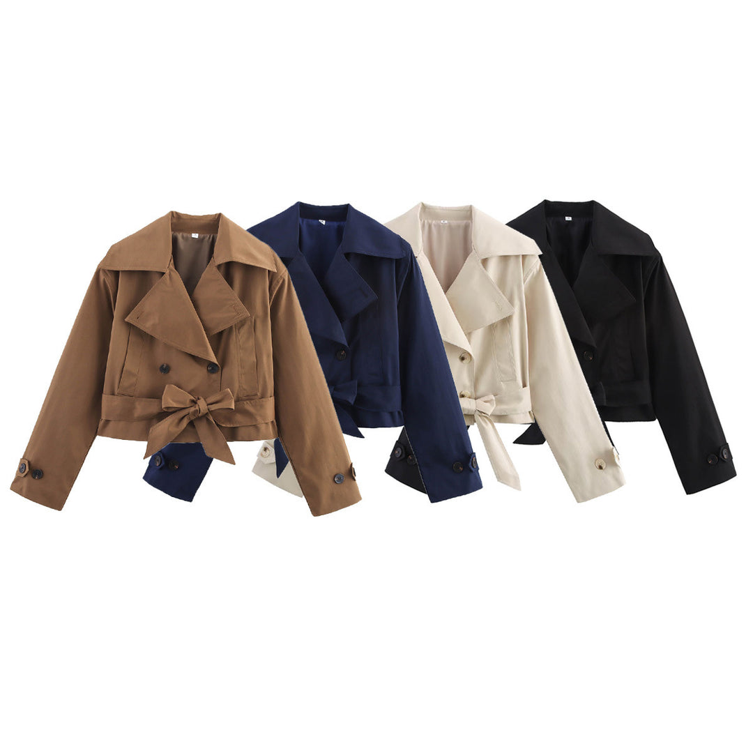 Damen Cropped Trenchjacke mit breitem Revers, Taillengürtel und Doppelknopfreihe Echo Archiv
