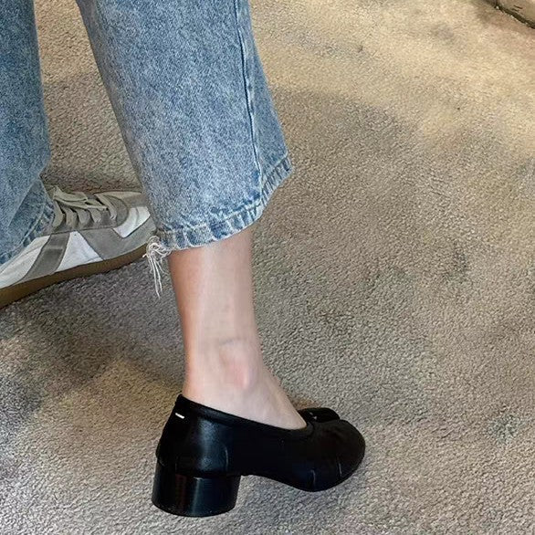 Damen Ballerinas mit spezieller Zehenöffnung und komfortablem Blockabsatz Echoarchiv