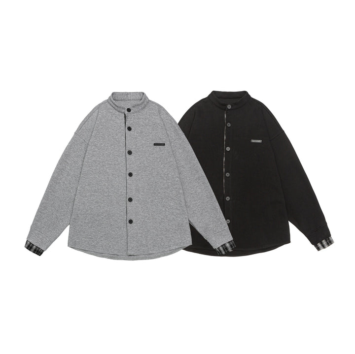 Unisex Oversize-Sweatjacke im Hemdjacken-Look mit Stehkragen Echoarchiv
