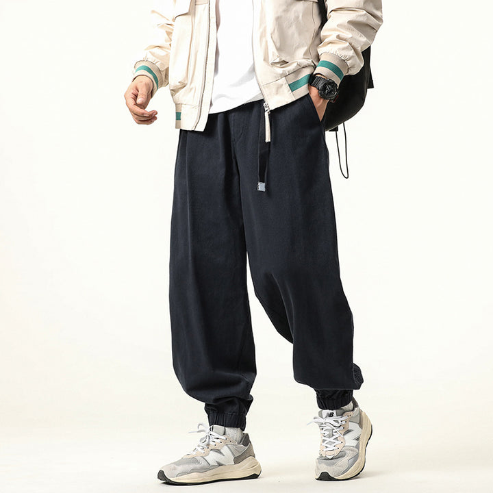 Herren Baggy‑Sweatstyle Cargohose aus schwerer Baumwolle mit elastischem Knöchelabschluss und Utility‑Schlaufen Echo Archiv