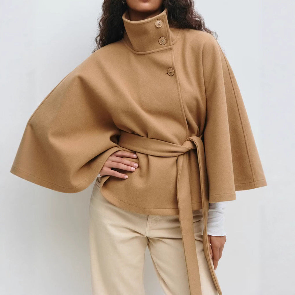 Damen Wickeljacke mit elegantem Stehkragen und weit geschnittenen Ärmeln Echoarchiv