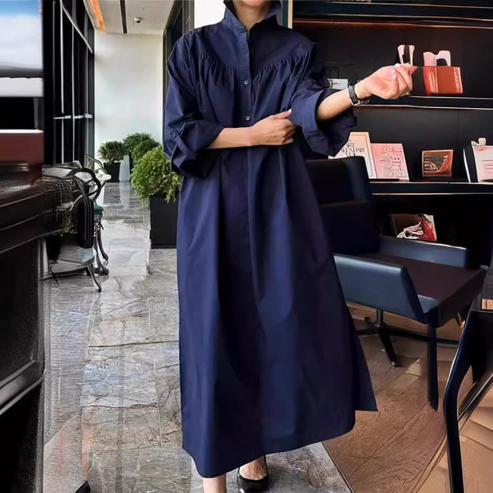 Damen Maxikleid im Oversize-Hemdstil mit Stehkragen, Schulterpasse und Eingrifftaschen Echoarchiv