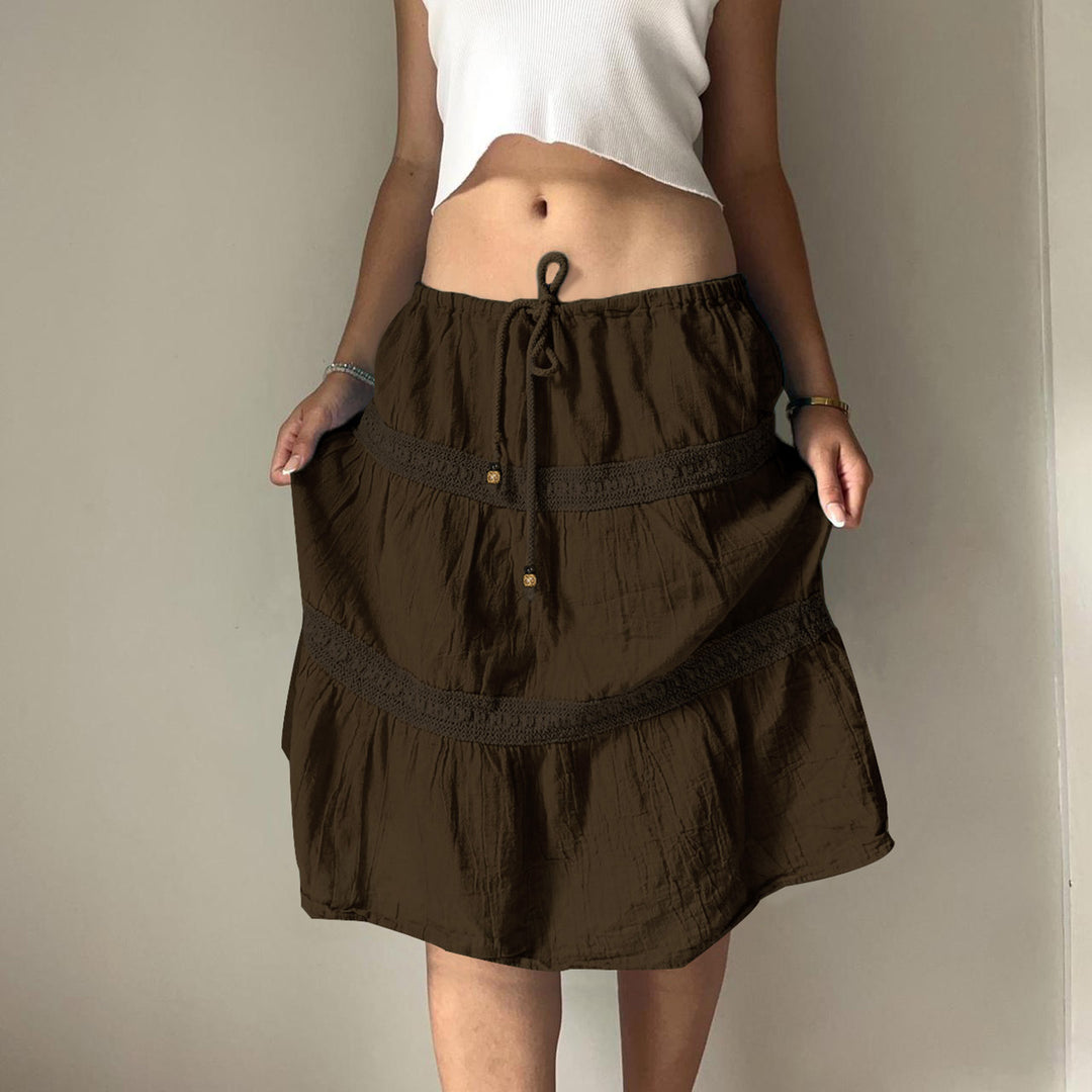 Damen nan gestufter Boho-Midirock mit elastischem Kordelbund und Häkelband-Details Echo Archiv