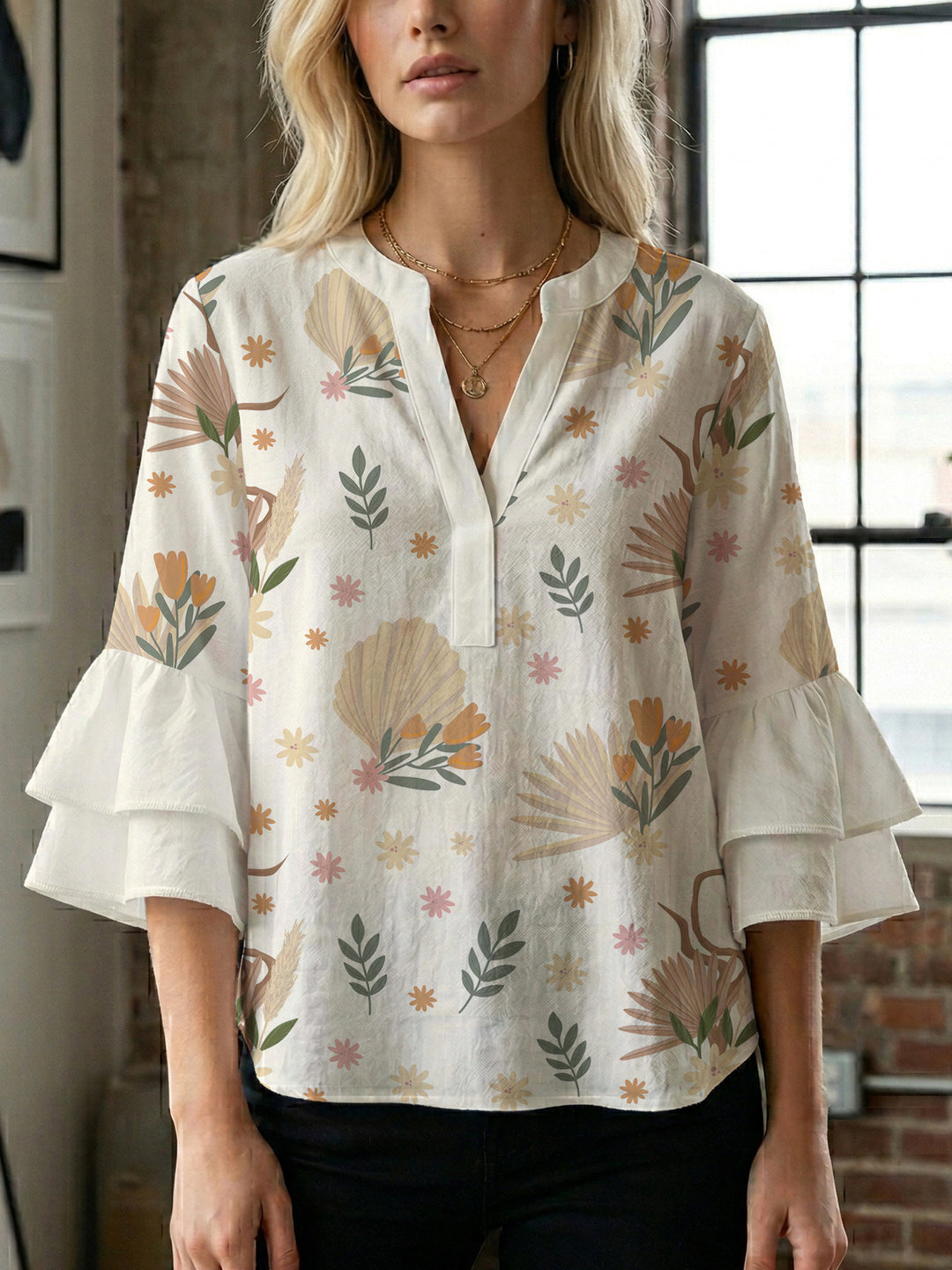 Damen Bluse mit Rüschendetails und auffälligem Animal-Print Echo Archiv