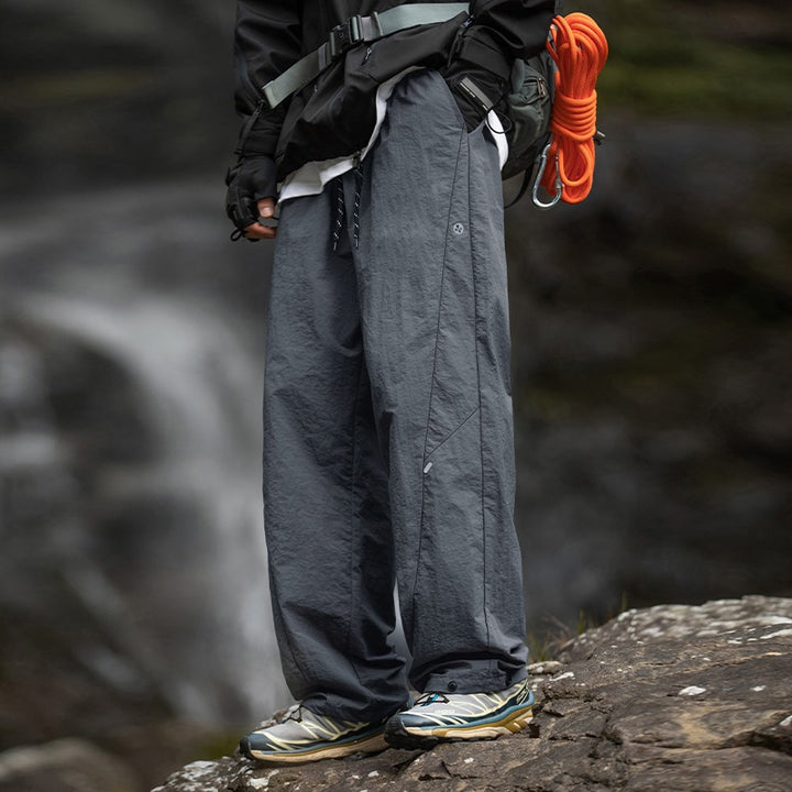 Herren Funktions-Trekkinghose mit multifunktionalen Taschen und atmungsaktivem Material Echoarchiv