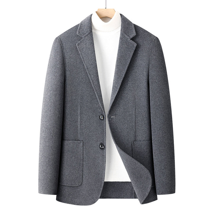 Herren Fischgrät-Wollblazer mit Reverskragen und aufgesetzten Taschen Echoarchiv