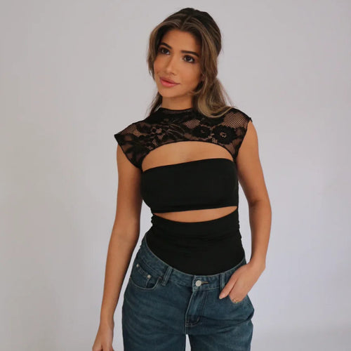 Damen Elegantes Oberteil mit Spitzendetails und Cut-Outs Echo Archiv