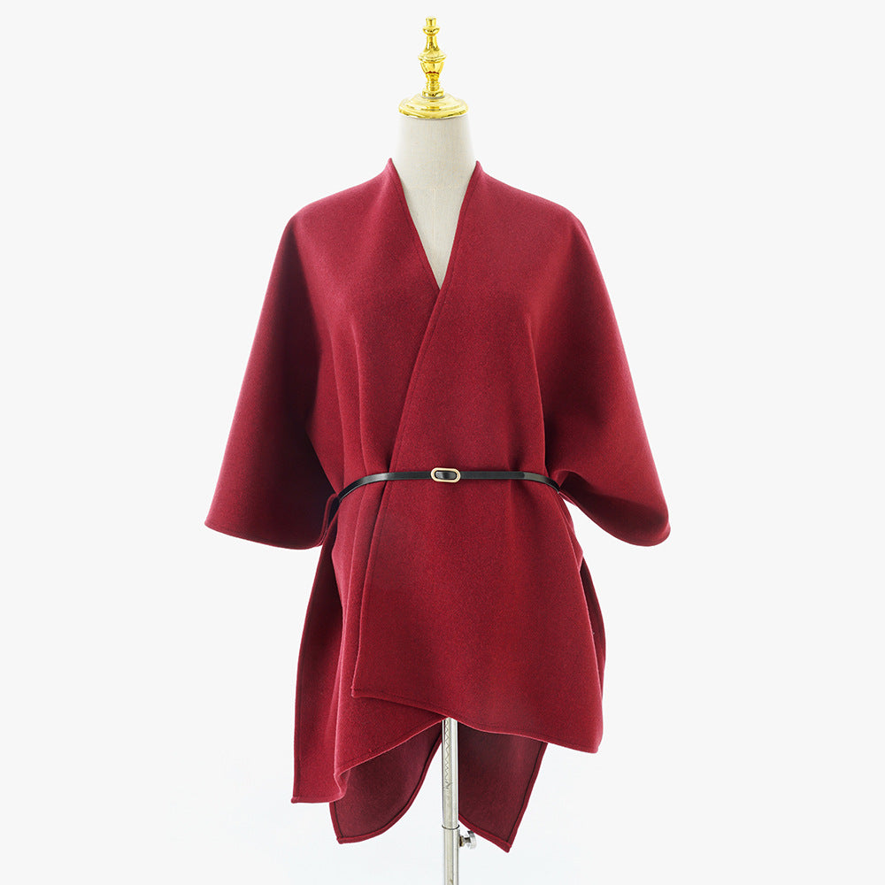 Damen Oversize-Capeponcho mit Wickeloptik und V-Ausschnitt Echo Archiv