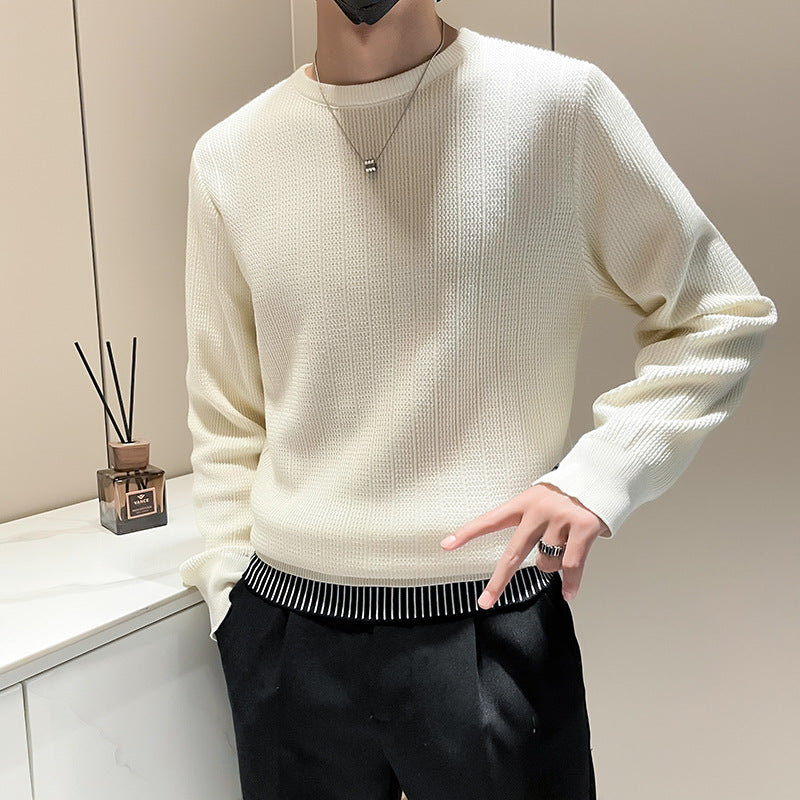 Herren Feinstrick-Pullover mit dezenter Rippenstruktur und kontrastiertem Saum Echoarchiv
