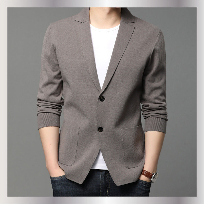 Herren Strickblazer mit eleganten Knopfdetails und praktischen Taschen Echoarchiv