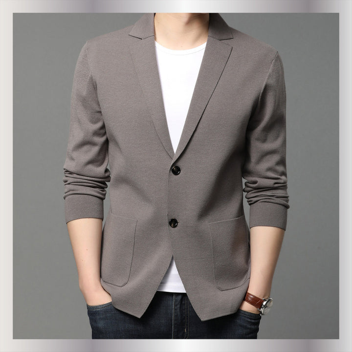 Herren Strickblazer mit eleganten Knopfdetails und praktischen Taschen Echoarchiv
