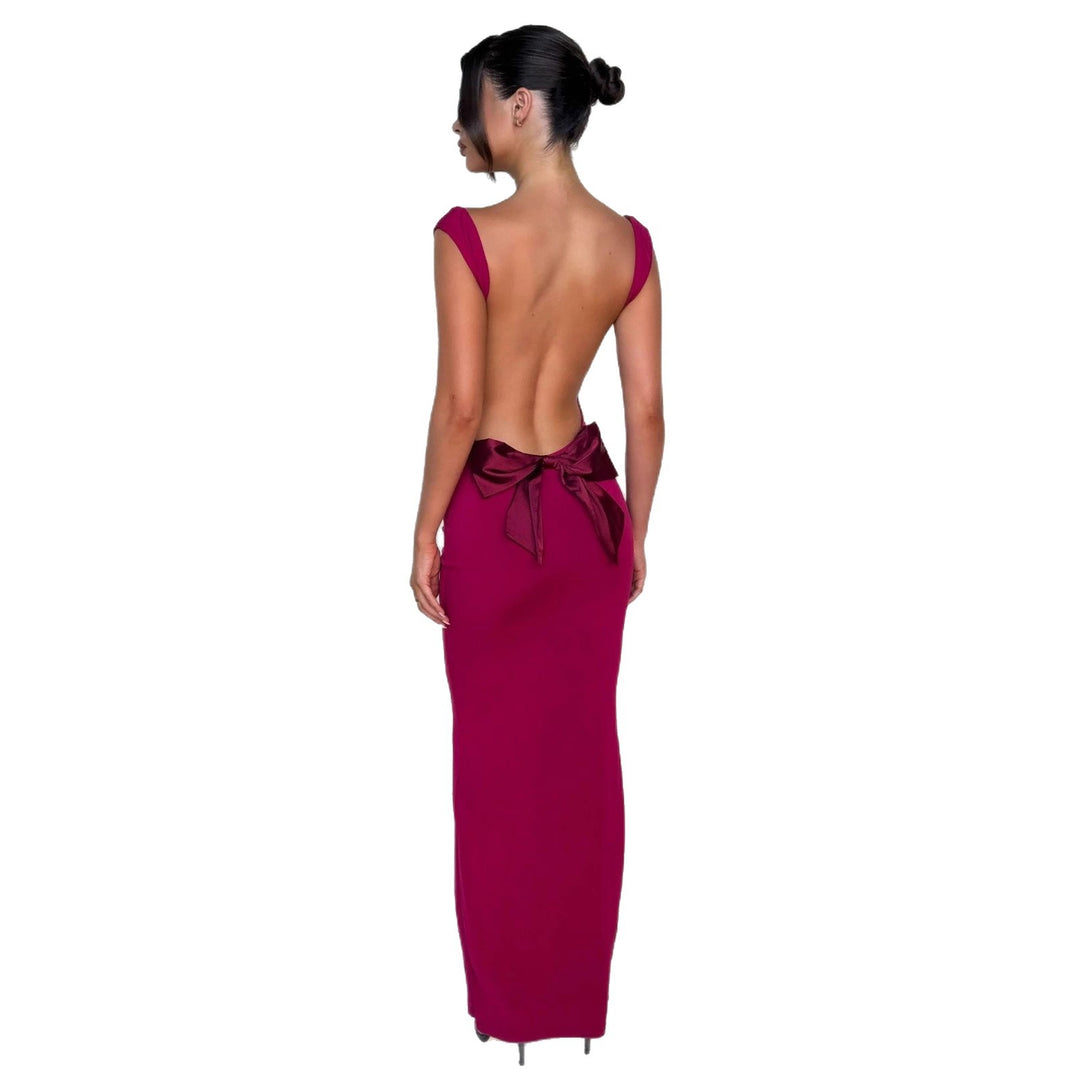 Damen nan körperbetontes Abendkleid mit quadratischem Ausschnitt und breiten Trägern Echo Archiv
