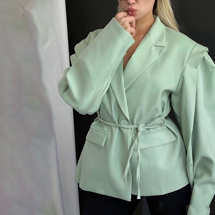 Damen nan taillierter Blazer mit Bindegürtel und Oversize-Ärmeln Echo Archiv